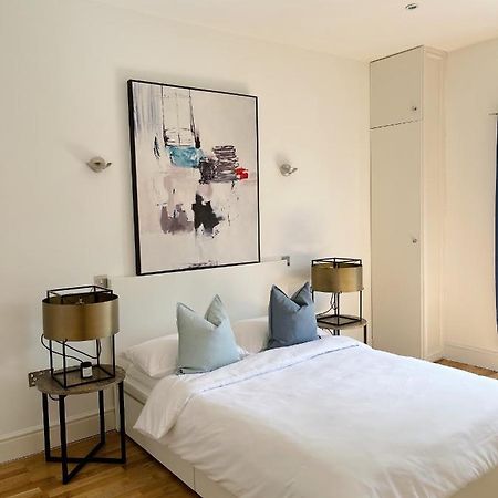 Modern And Light 2 Bed Flat In Sw2 Appartement Londen Buitenkant foto